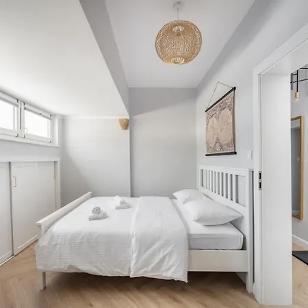 Nowy Swiat 22 Luxury Warsaw